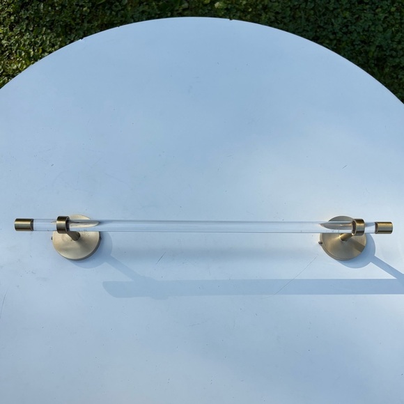 NWOT Anthropologie Mikayla Lucite Towel Bar - Picture 4 of 15